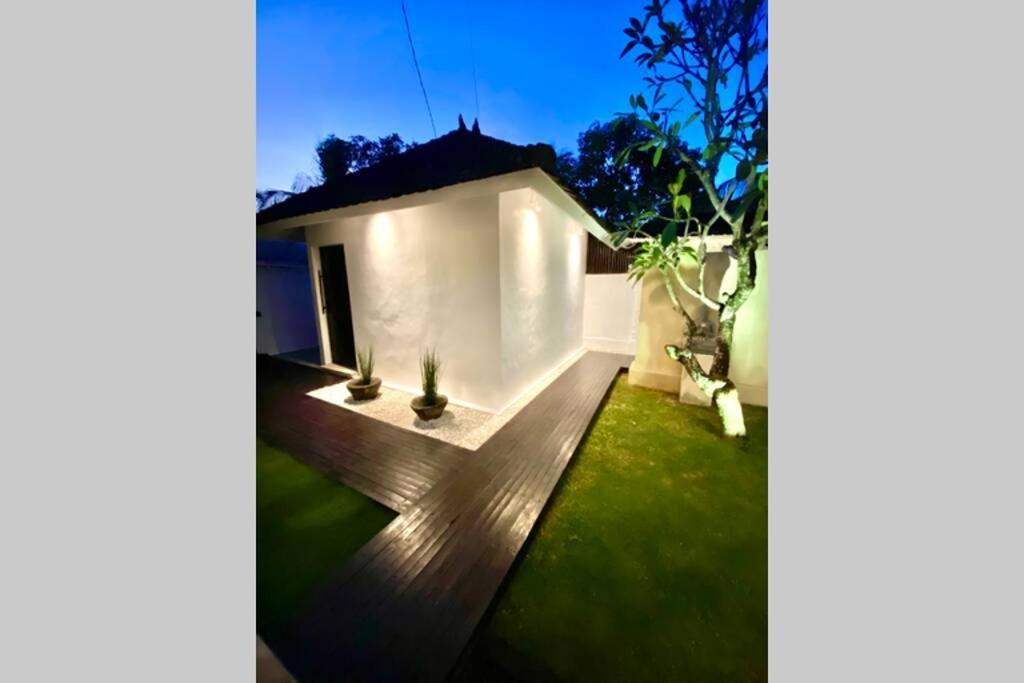 Villa Lola 塞米亚克 外观 照片